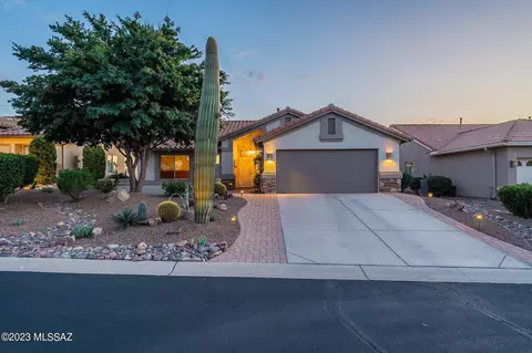 2664 E Sawyer Rd, Green Valley, AZ 85614