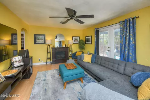 4914 E Rosewood St, Tucson, AZ 85711