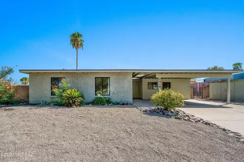 1519 S Logan Dr, Tucson, AZ 85710