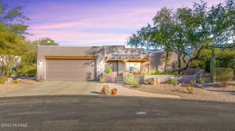 2552 N Redington Pl, Tucson, AZ 85749
