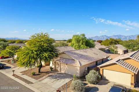 10377 E Rose Hill St, Tucson, AZ 85747