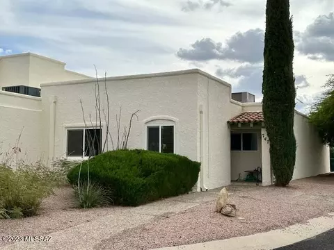 747 W Orange Tree Pl, Tucson, AZ 85704
