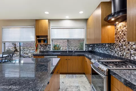 9840 E Spring View Pl, Tucson, AZ 85749 photo 18