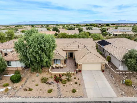 2011 E Orchid Ln, Green Valley, AZ 85614