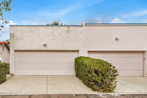 416 N Joesler Ct, Tucson, AZ 85716