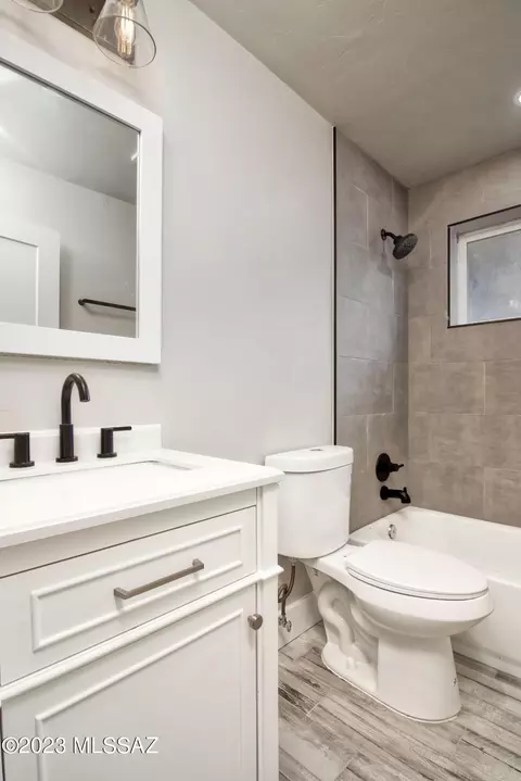 892 E Glenn St, Tucson, AZ 85719 photo 20