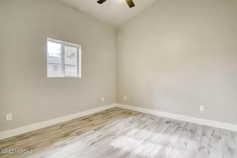 892 E Glenn St, Tucson, AZ 85719 photo 18