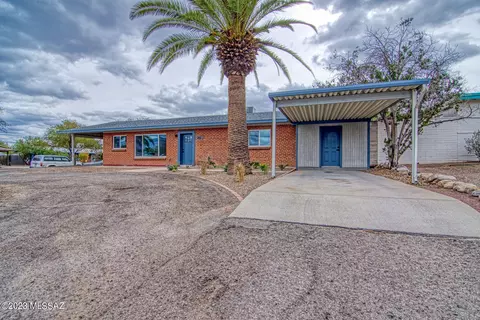 892 E Glenn St, Tucson, AZ 85719 photo 2