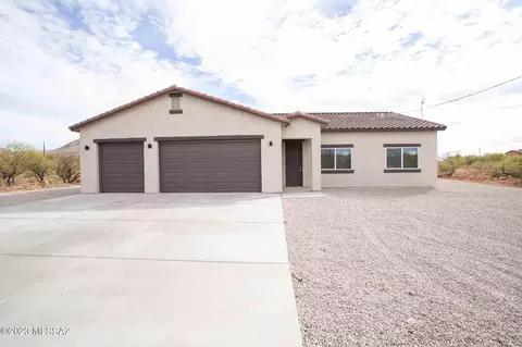 112 Circulo Bolivia, Rio Rico, AZ 85648