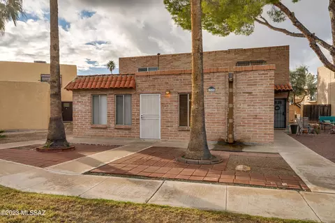 6765 E Calle La Paz #A, Tucson, AZ 85715