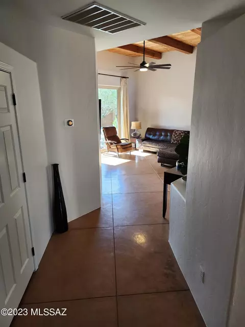 7664 E Sierra Park Loop, Tucson, AZ 85710 photo 4