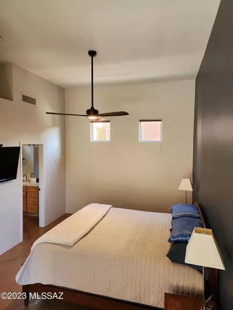 7664 E Sierra Park Loop, Tucson, AZ 85710 photo 8