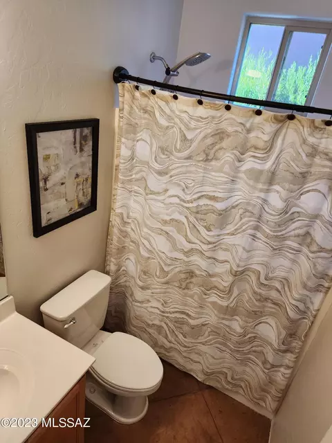 7664 E Sierra Park Loop, Tucson, AZ 85710 photo 12