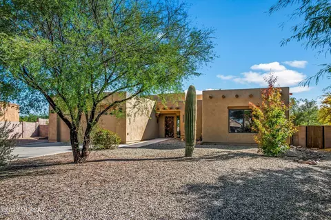 9392 S Avenida Mochuelo, Vail, AZ 85641