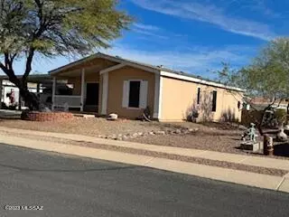 8940 N Odin Dr, Tucson, AZ 85743