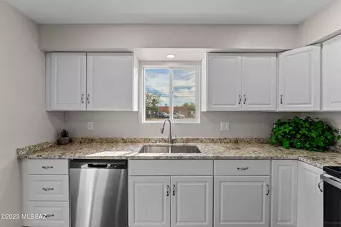 234 E Adams St, Tucson, AZ 85705 photo 7