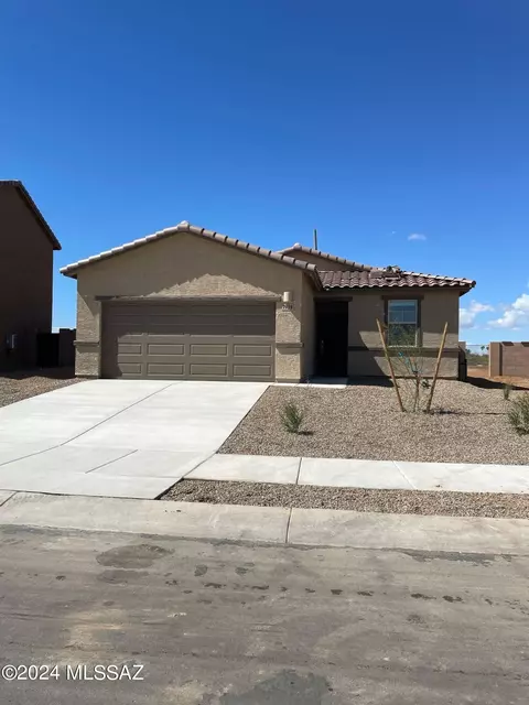 7928 S Cricketwood Way, Tucson, AZ 85757