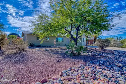 2558 E Hampton St, Tucson, AZ 85716