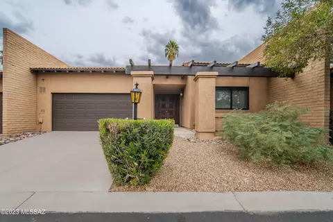 5050 E South Regency Cir, Tucson, AZ 85711