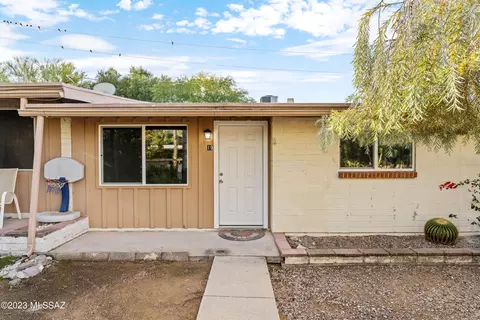 5901 N Oracle Rd #19, Tucson, AZ 85704