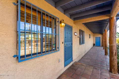 5701 E Bellevue St, Tucson, AZ 85712