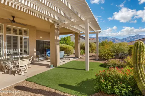 940 E Welton Dr, Oro Valley, AZ 85755