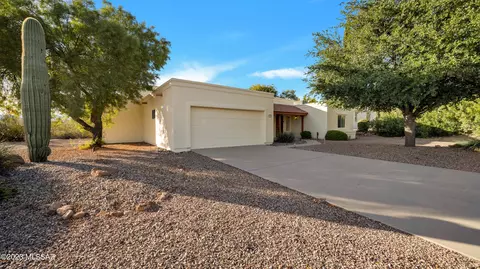 1333 W Paseo Famoso, Sahuarita, AZ 85629