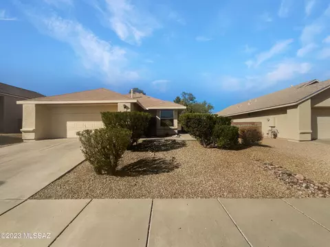1171 N Chamberlain Pl, Tucson, AZ 85745