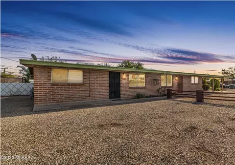 723 E 725 E Freeman Pl, Tucson, AZ 85719 photo 2