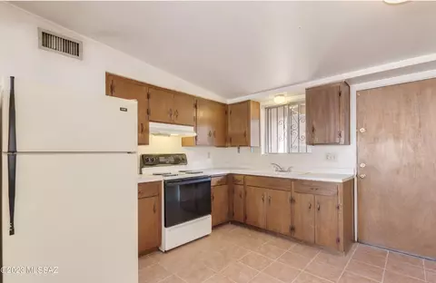 723 E 725 E Freeman Pl, Tucson, AZ 85719 photo 9
