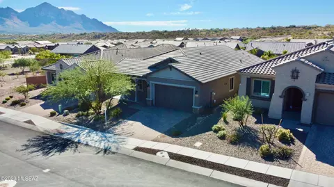 12751 N Lauterbrunnen Ln, Oro Valley, AZ 85755