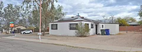 Exterior - 520 E Sahuaro St, Tucson, AZ 85705 photo 6 of 9