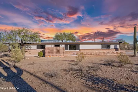 6760 W Ina Rd, Tucson, AZ 85743