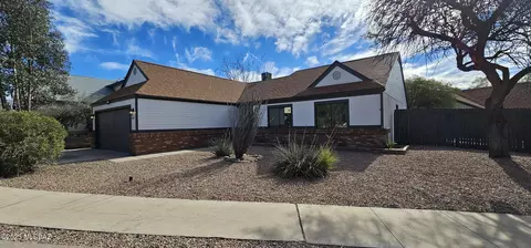 4491 W Rockwood Dr, Tucson, AZ 85741