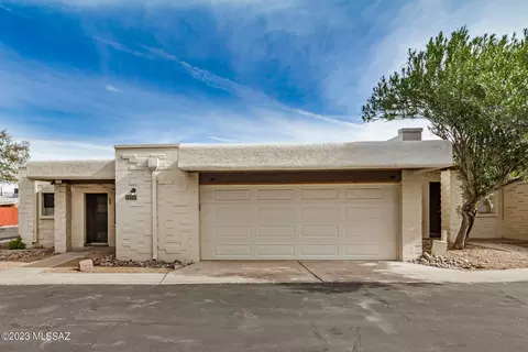 4969 E Bellevue St, Tucson, AZ 85712