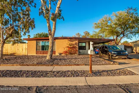 9531 E 33rd St, Tucson, AZ 85748