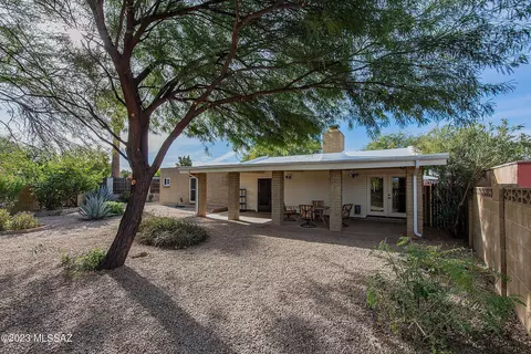 9059 E Berkshire Pl, Tucson, AZ 85710