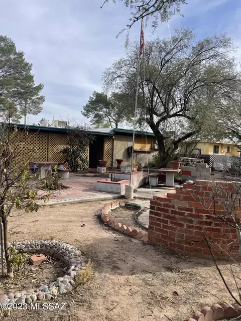 4832 S 15th Ave, Tucson, AZ 85714