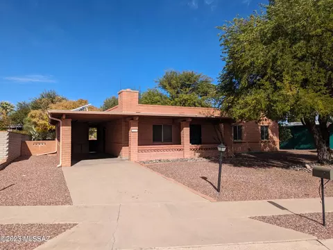 171 E La Pera, Green Valley, AZ 85614
