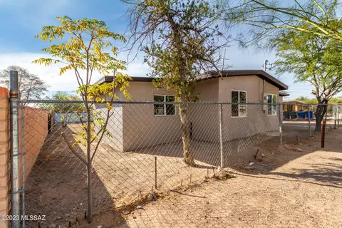 1637 W Pueblo Vista Blvd, Tucson, AZ 85713