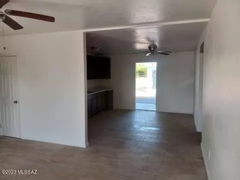 2101 E Canada St, Tucson, AZ 85706 photo 5