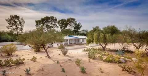 8475 E Wrightstown Rd, Tucson, AZ 85715