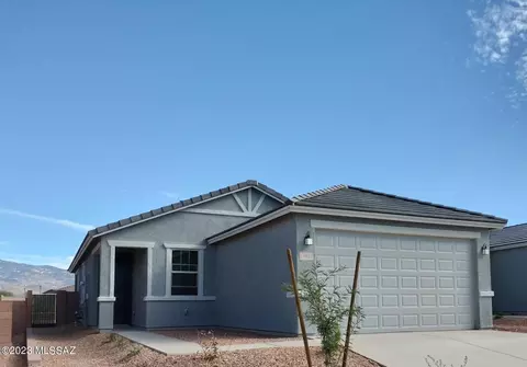 13013 E Iron Chief Dr, Tucson, AZ 85747