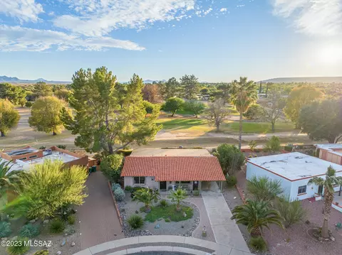 151 E Los Arcos, Green Valley, AZ 85614