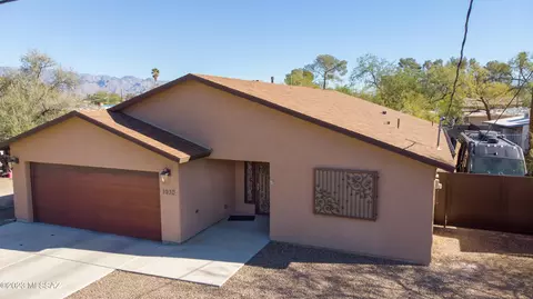 1930 N Magnolia Ave, Tucson, AZ 85712