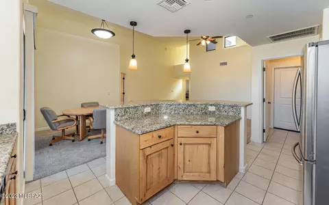 209 E Scepter Ln, Vail, AZ 85641 photo 16