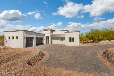 994 W Las Lomitas Rd, Tucson, AZ 85704