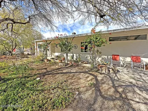 4601 E 13th St, Tucson, AZ 85711