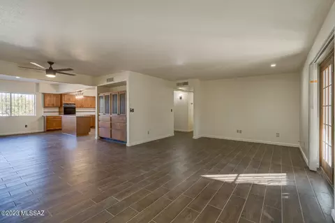 7624 E 30th St, Tucson, AZ 85710 photo 18