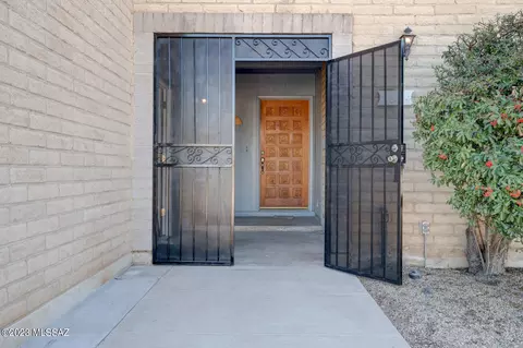7624 E 30th St, Tucson, AZ 85710 photo 5